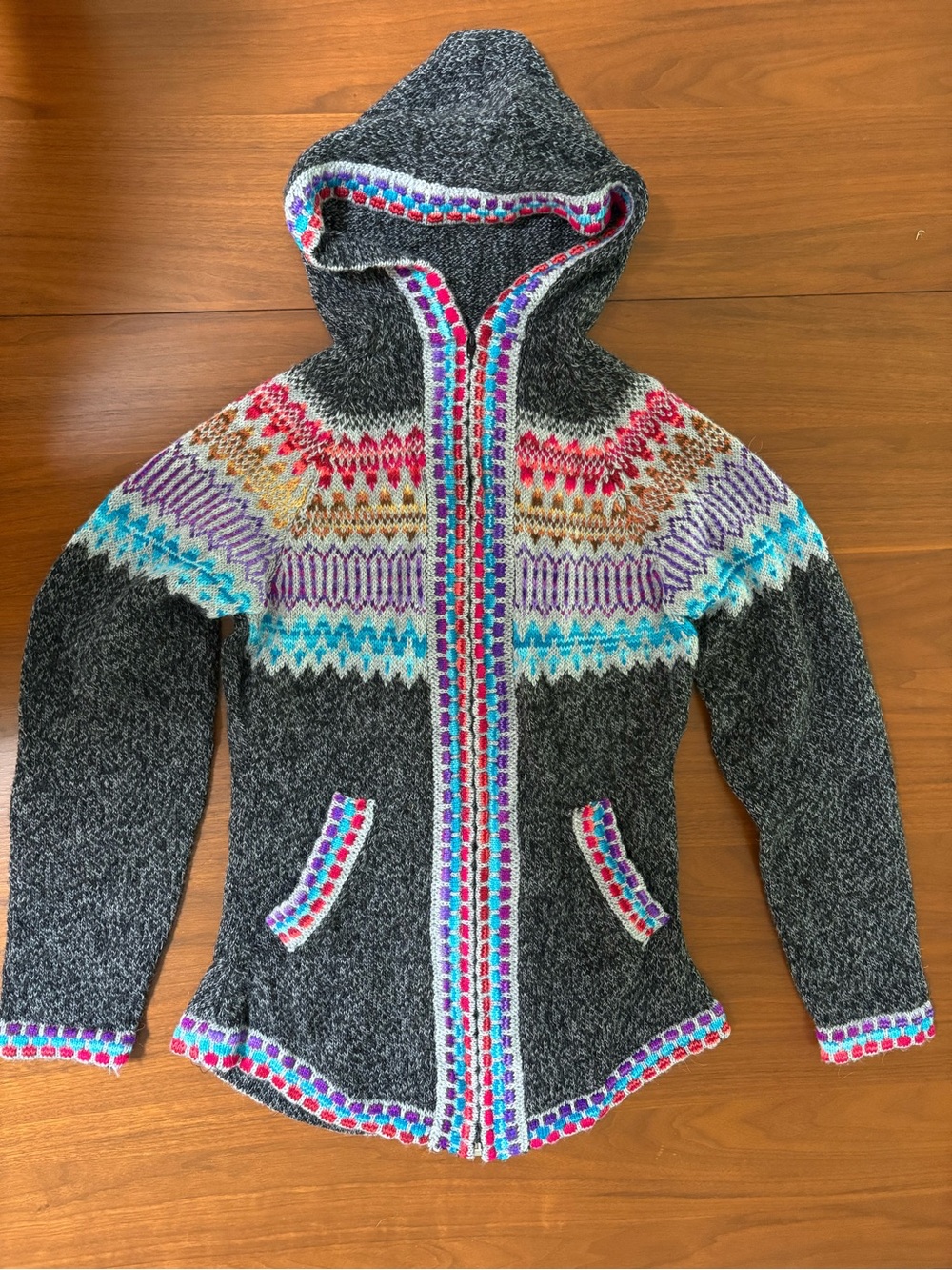 Peruvian Alpaca Wool Hooded Zip Sweater with Multicolor Fair Isle Yoke